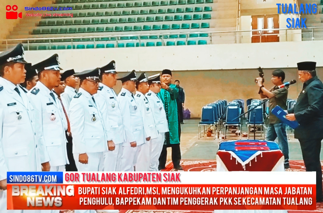 Bupati Siak Alfedri Mengukuhkan Perpanjangan masa Jabatan Penghulu, Bappekam, dan Ketua TP PKK se kecamatan Tualang